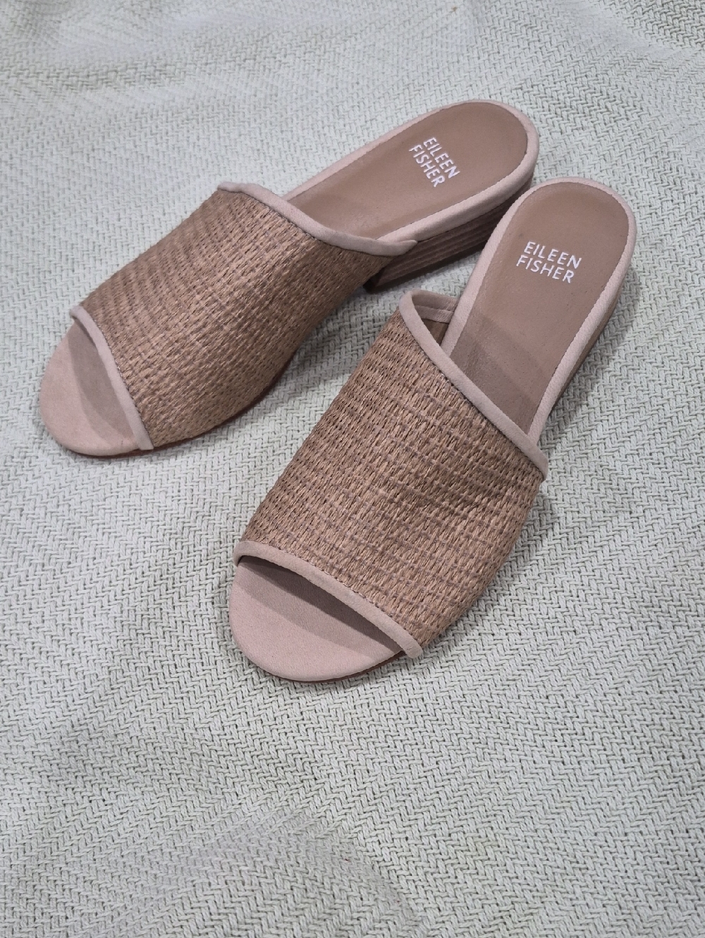 NWT Eileen fisher sandals 7